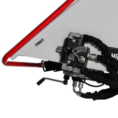 Lumag Rambo HC15H-V2 Scheibenradhäcksler mit 24,5 kW Benzin Motor und Rangierdeichsel mit Stützrad